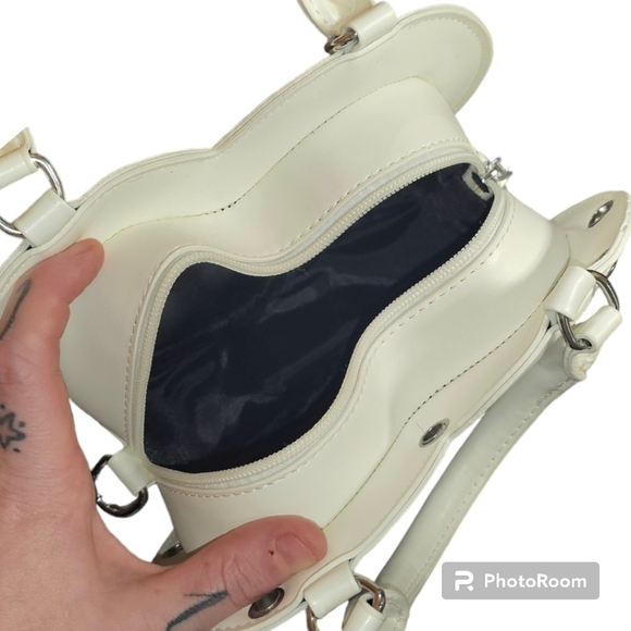 Y2K PRINCESS GRUNGE GOTH CROSSBODY BAG - NEW! - Picture 12 of 15